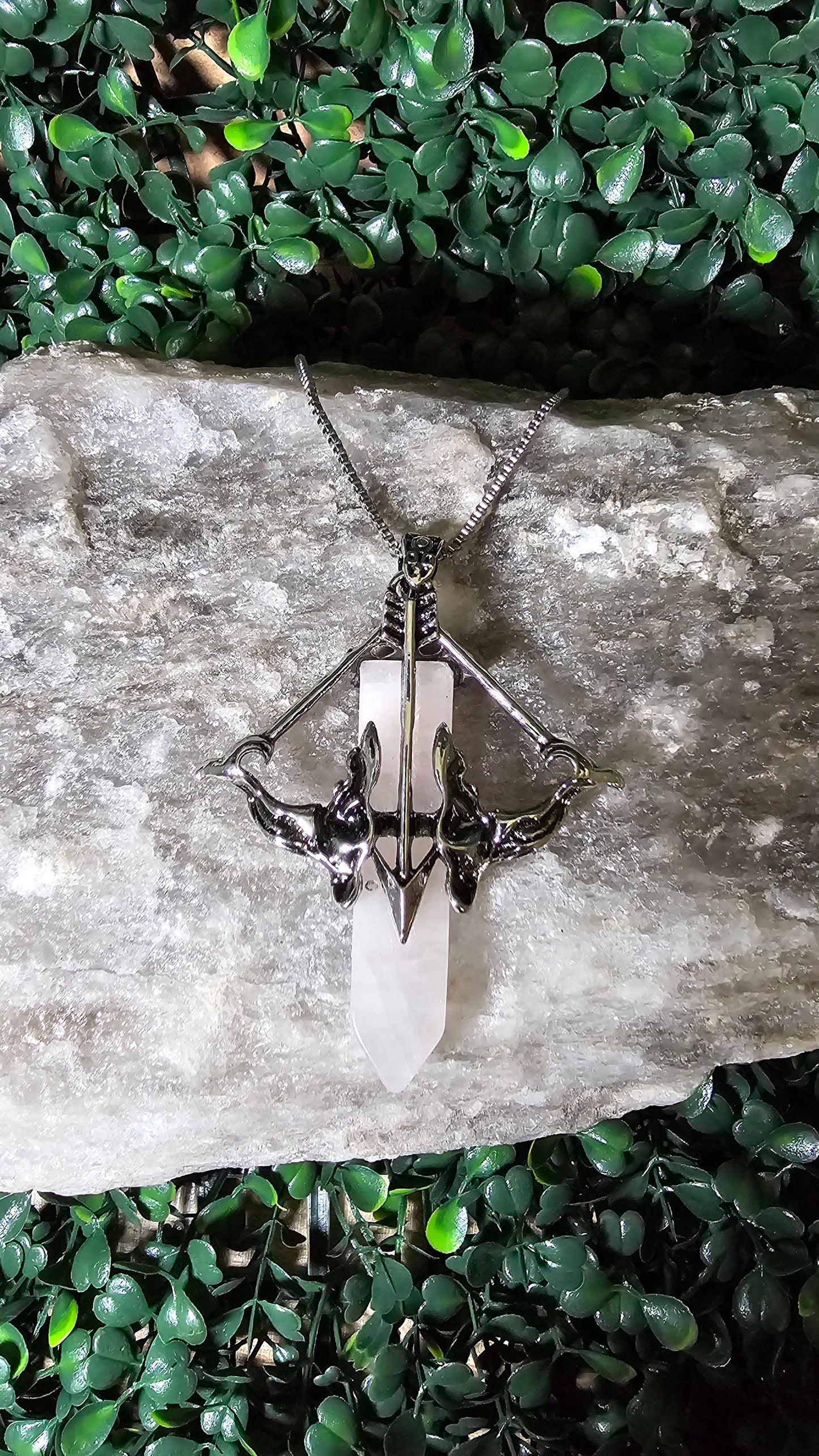 Rose Quartz - Cupids Bow necklace